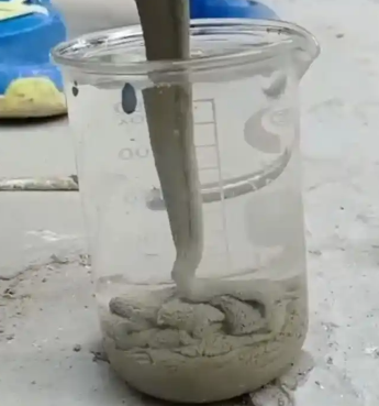 新干水工混凝土絮凝剂，水下抗分散剂的作用及施工方法